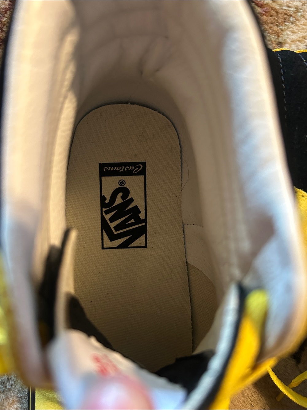 New Vans Sk8-Hi High-Top Sneakers in Black & Yellow leather 8 men’s 9.5 women’s - Picture 4 of 11
